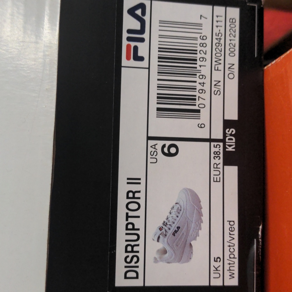 Fila disruptors 2 size 6 kids 7womens 5 mens
